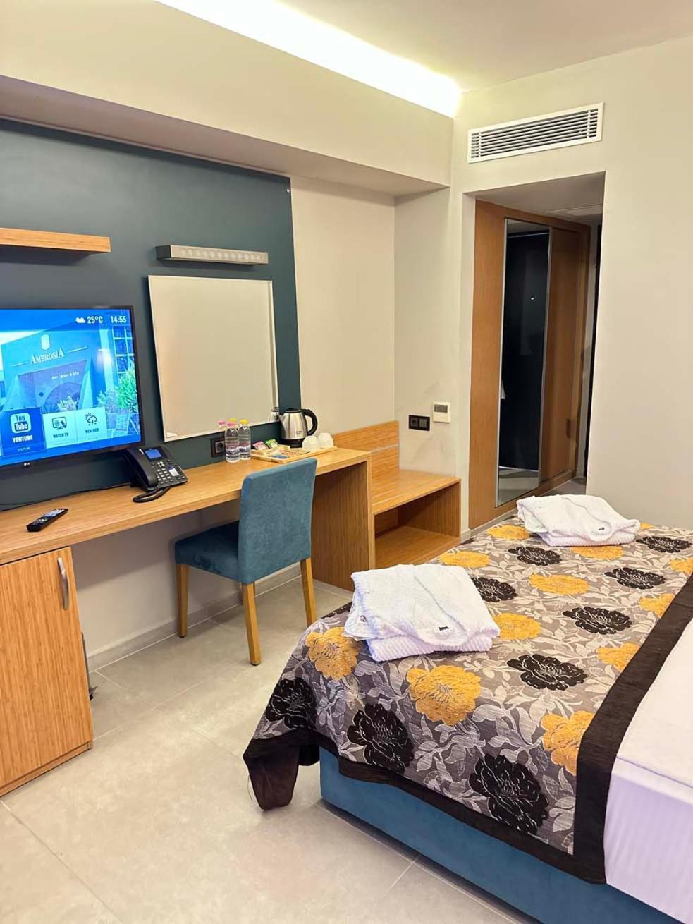Ambrosia Hotel Beach & Spa Bitez Eksteriør bilde