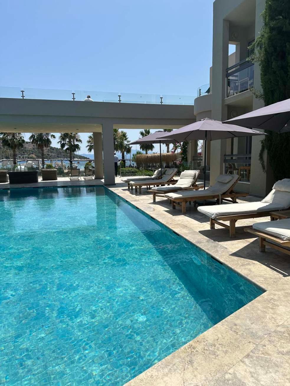 Ambrosia Hotel Beach & Spa Bitez Eksteriør bilde
