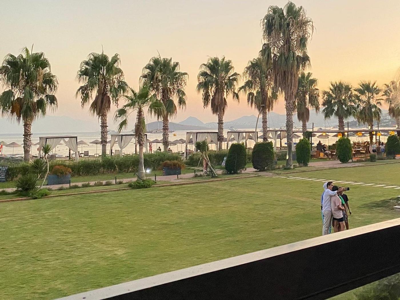 Ambrosia Hotel Beach & Spa Bitez Eksteriør bilde